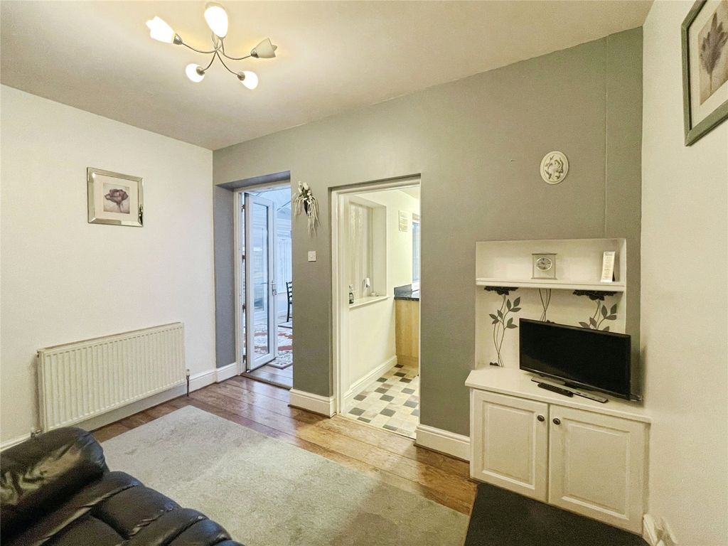 Property photo 3 of 17 Picture No. 03