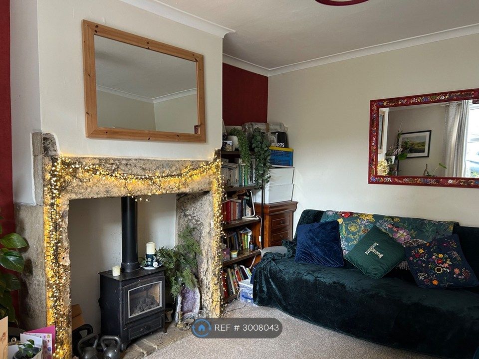 Property photo 1 of 10 Lounge