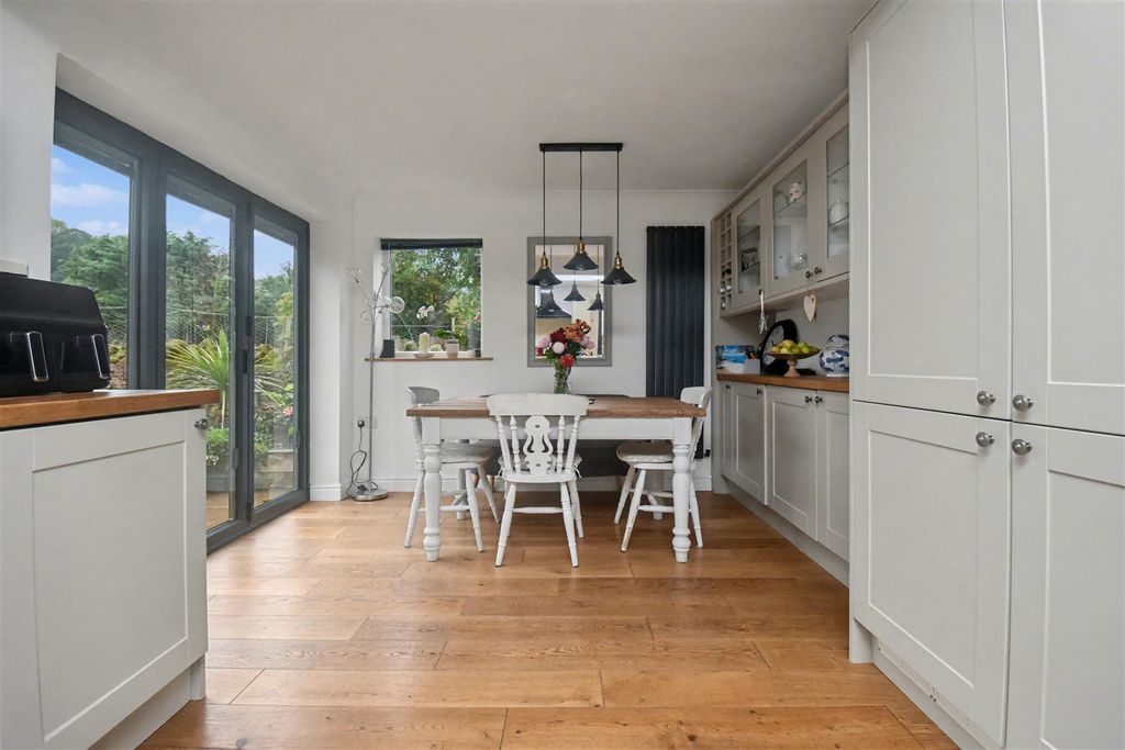 Property photo 2 of 32 Dsc_0327.Jpg