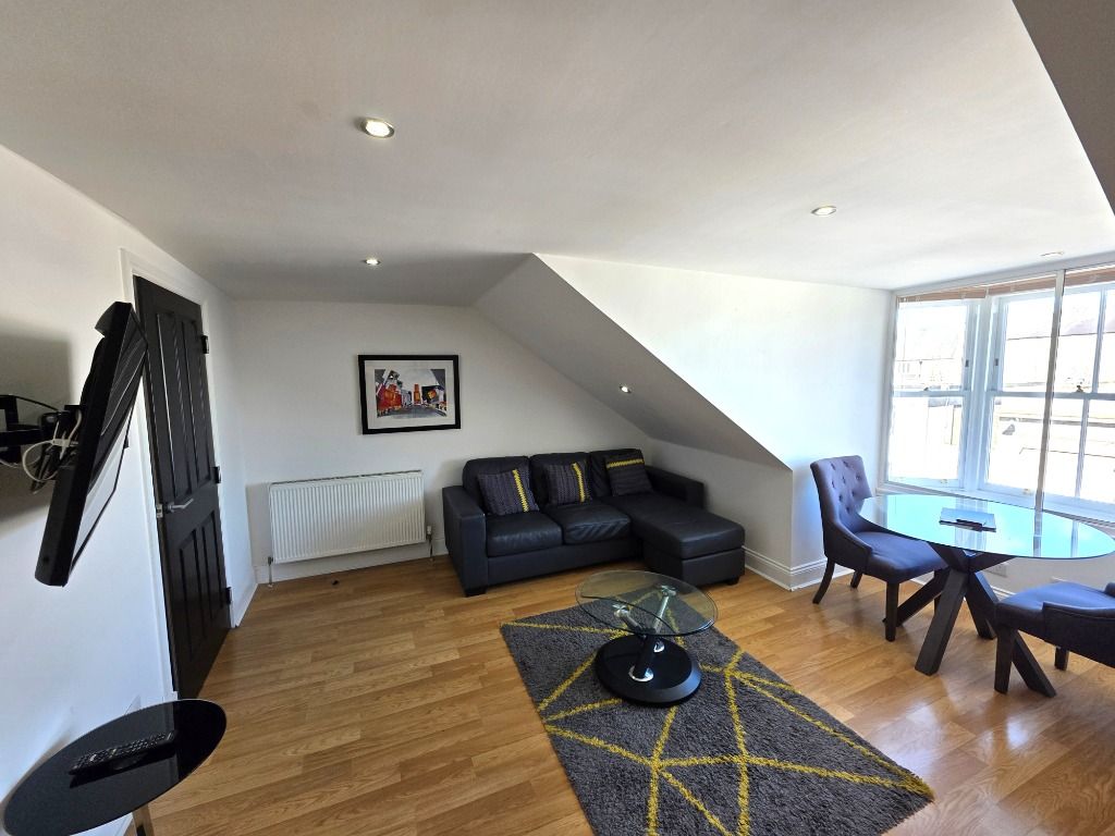 Property photo 3 of 9 Photo 3