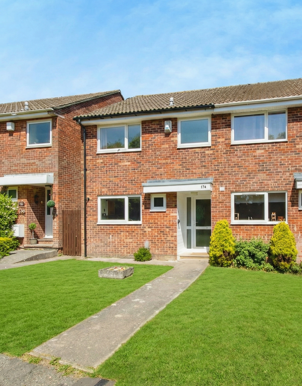 Property photo 1 of 5