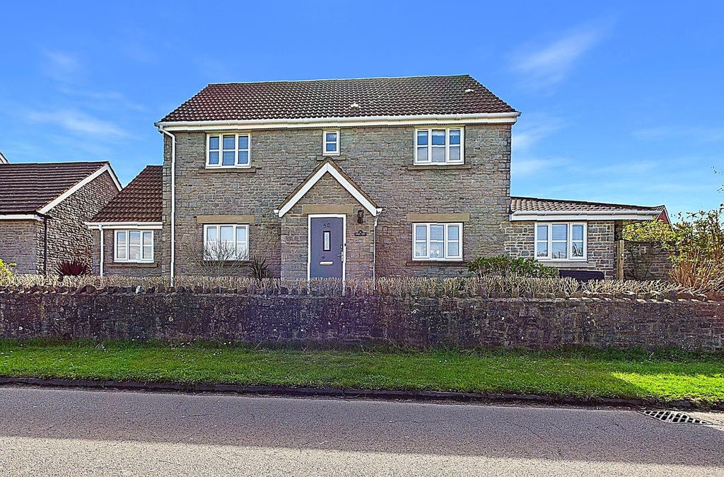 Property photo 1 of 44