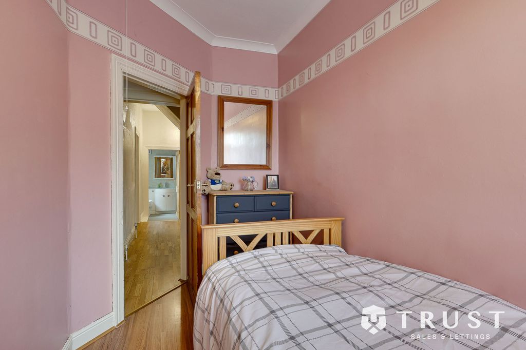 Additional image 17 of 4 bed semi-detached house for saleDeighton Lane, Batley WF17