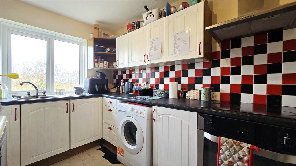 Property photo 3 of 9 Picture No. 08