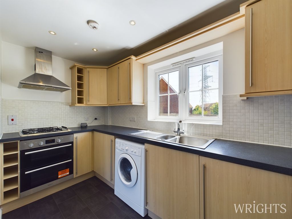 Property photo 1 of 9 Cam02796G0-Pr0165-Still008