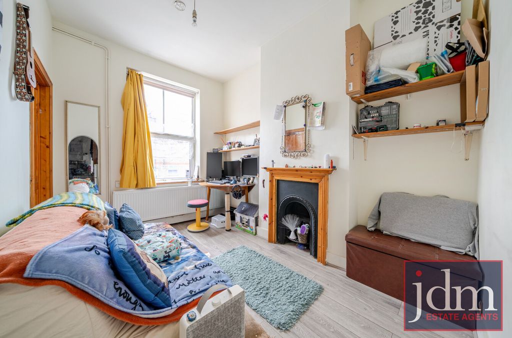 Property photo 1 of 10 E404A622-5Bd3-456...