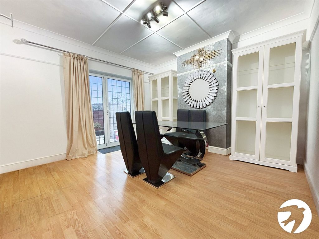 Property photo 3 of 9 Picture No. 03