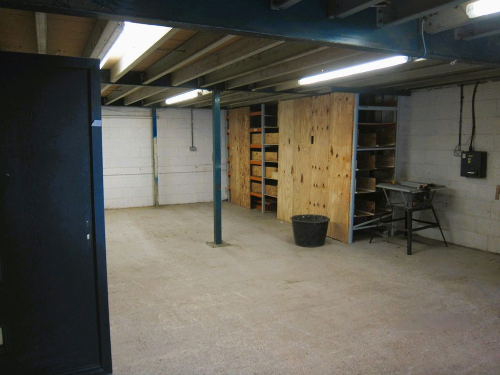 Property photo 2 of 5 Roger Picture 1.Jpg