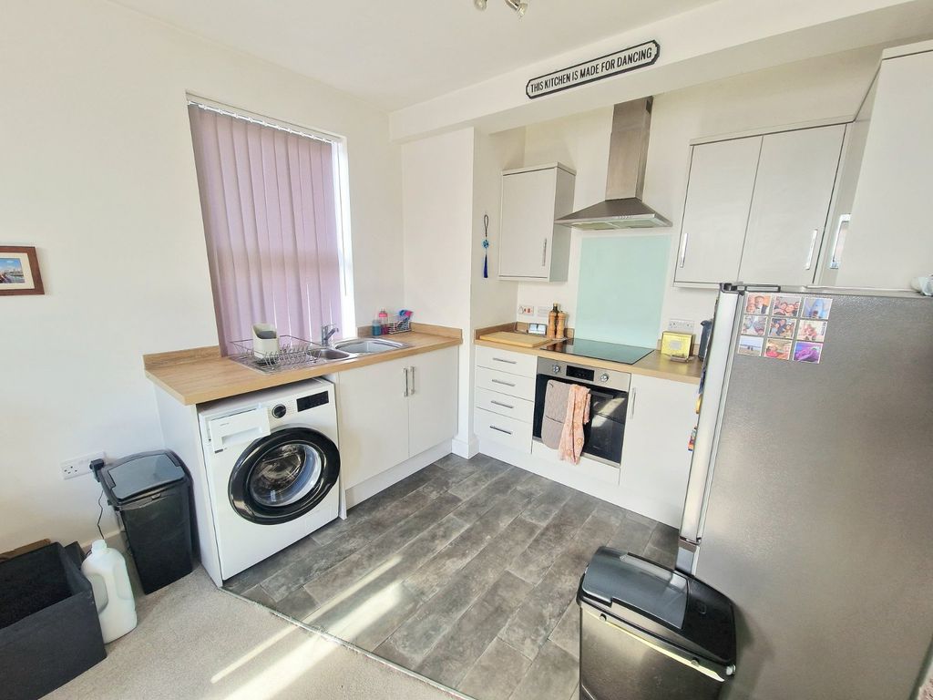 Property photo 3 of 5 Picture No. 04