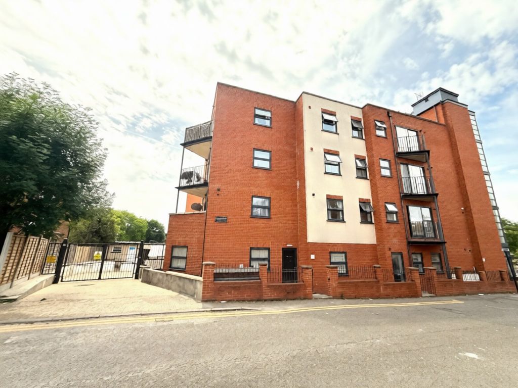 Property photo 1 of 11 5115091