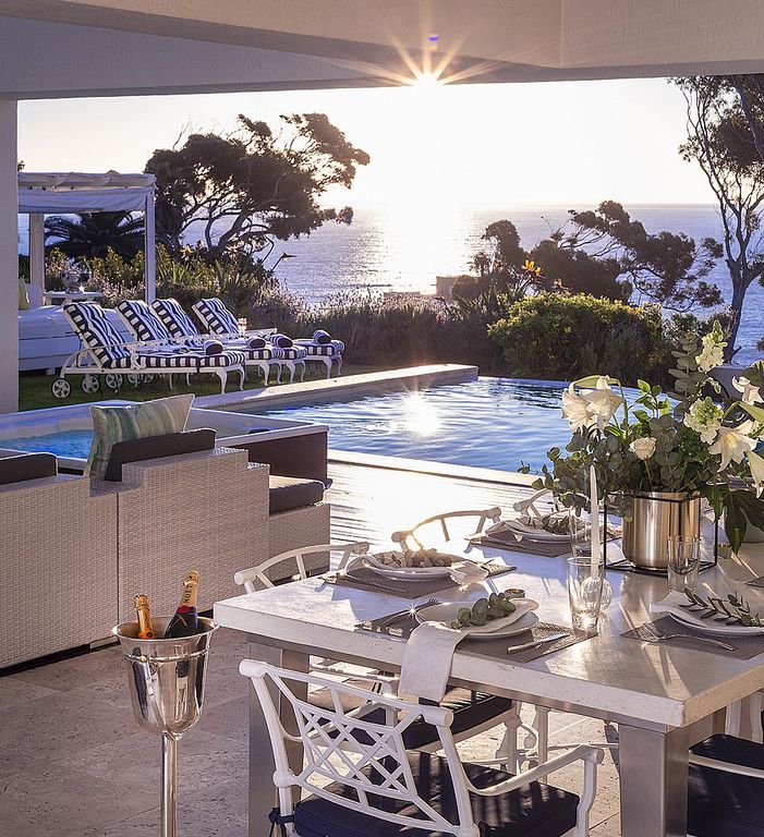 Property photo 3 of 53 Hollywood Mansion - South Africa