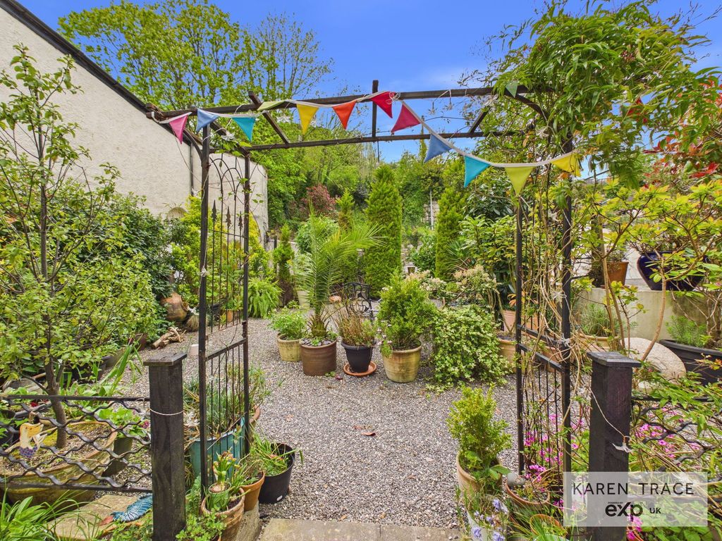Additional image 18 of 3 bed flat for saleChurch Street, St Blazey PL24
