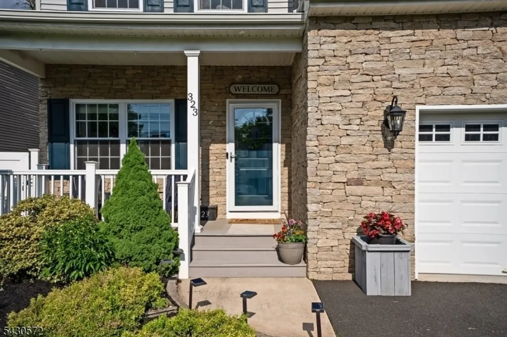 Property photo 2 of 8 <Alttext/>