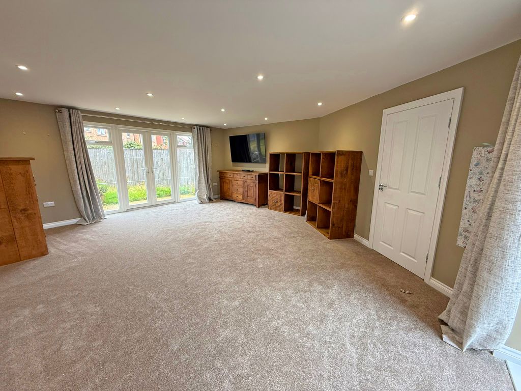 Property photo 2 of 15 Img_5485