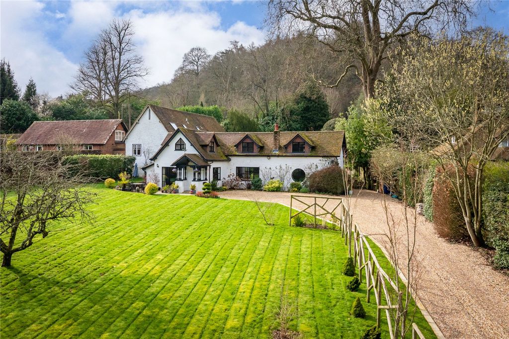 Property photo 1 of 30 Picture No. 24