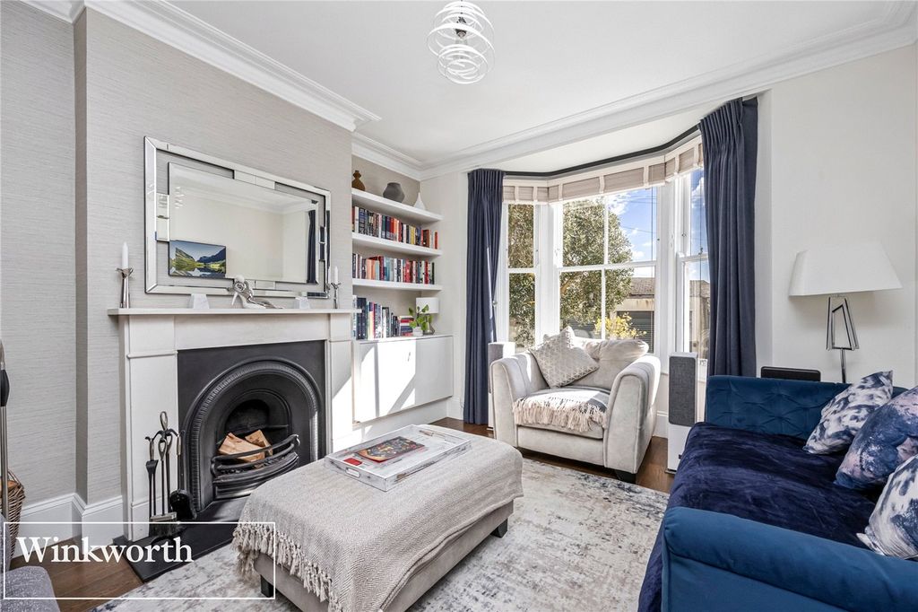 Property photo 3 of 16 Picture No. 03