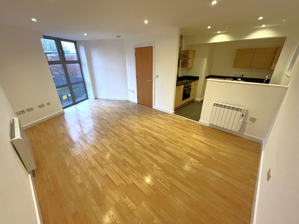 Property photo 2 of 6