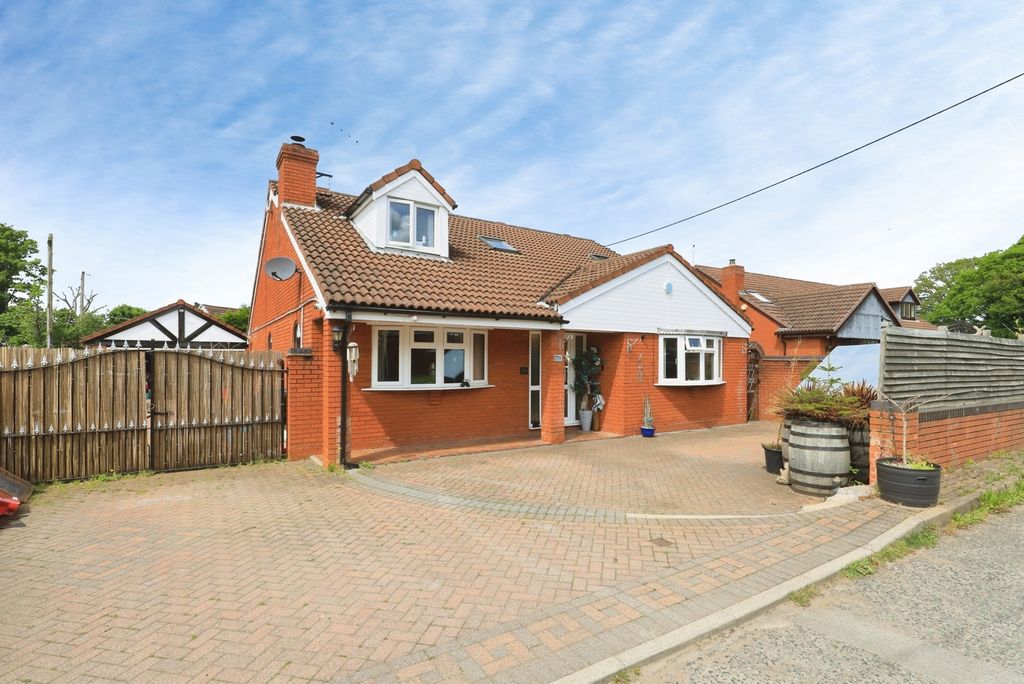 Property photo 1 of 21 Pbox-Img.Jpg