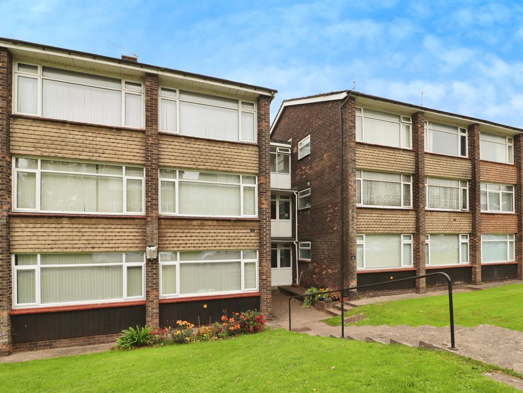 Property photo 1 of 16