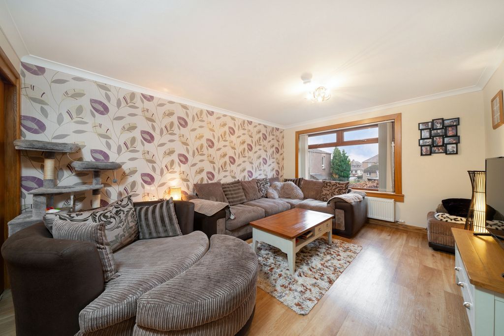 Property photo 2 of 25 Photo 15