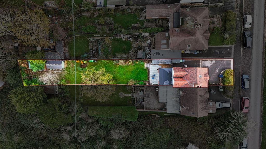 Property photo 2 of 22