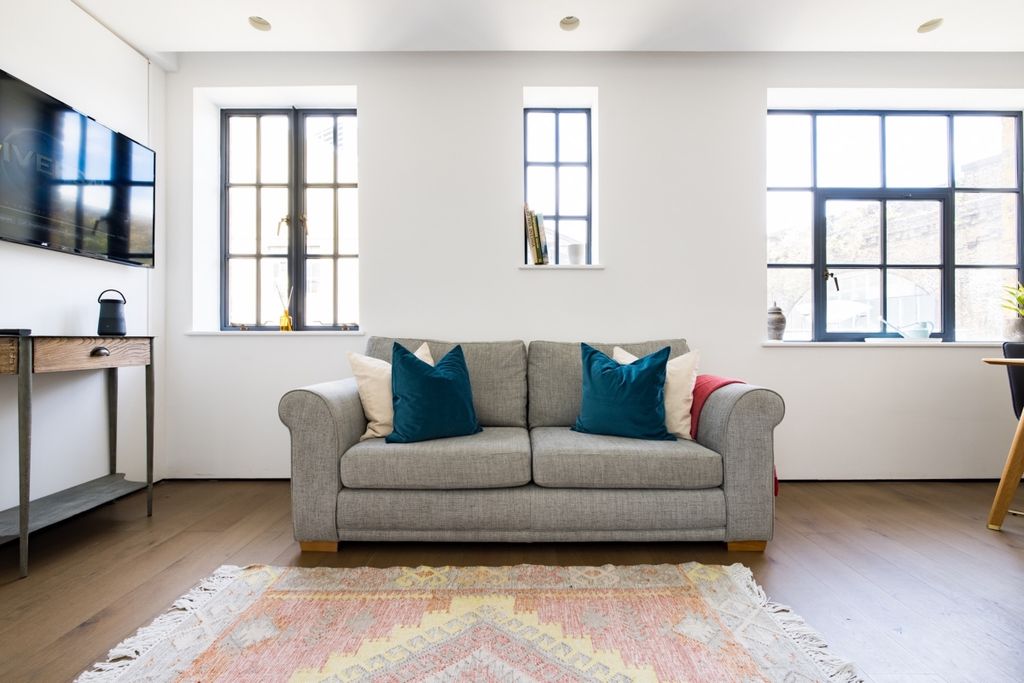 Property photo 1 of 21 Img_0077-V2