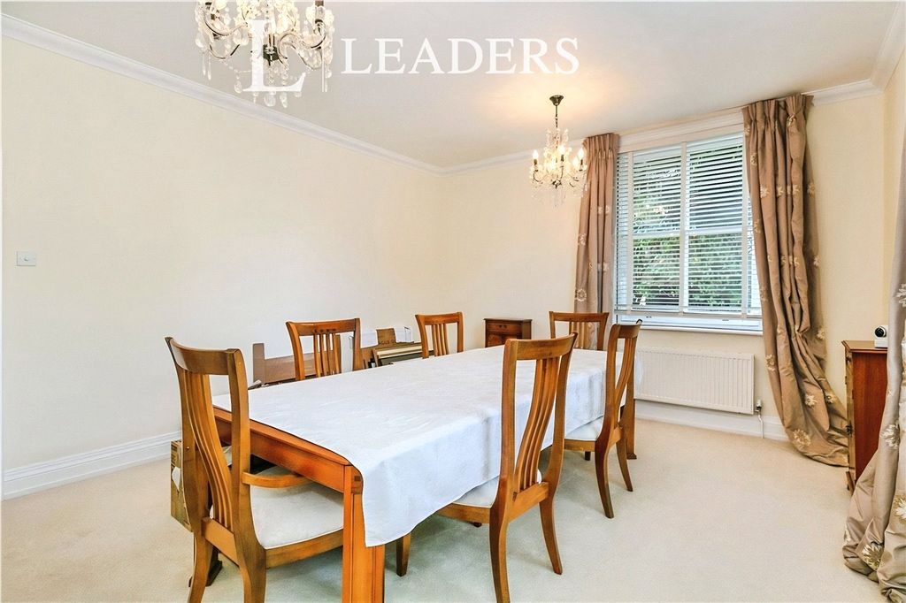 Property photo 3 of 25 Picture No. 44