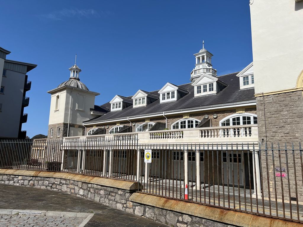 Property photo 2 of 10 Img_9965