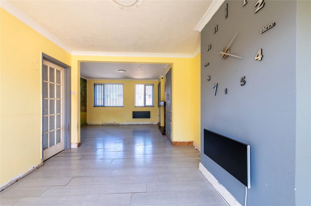 Property photo 2 of 30 Picture No. 24