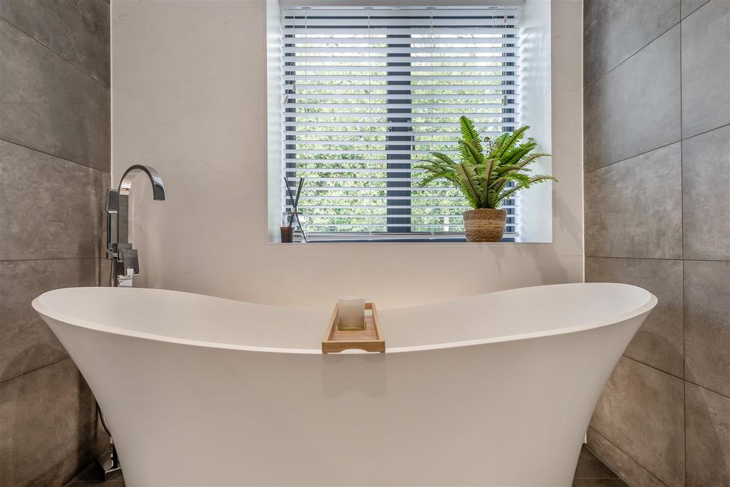 Additional image 25 of 7 bed detached house for saleThe Moorlands, Four Oaks Estate B74