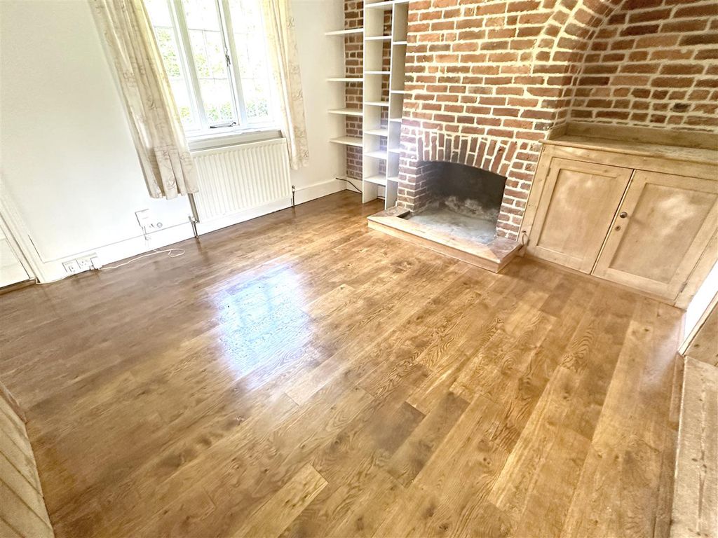 Property photo 3 of 8 Img_0966.Jpg