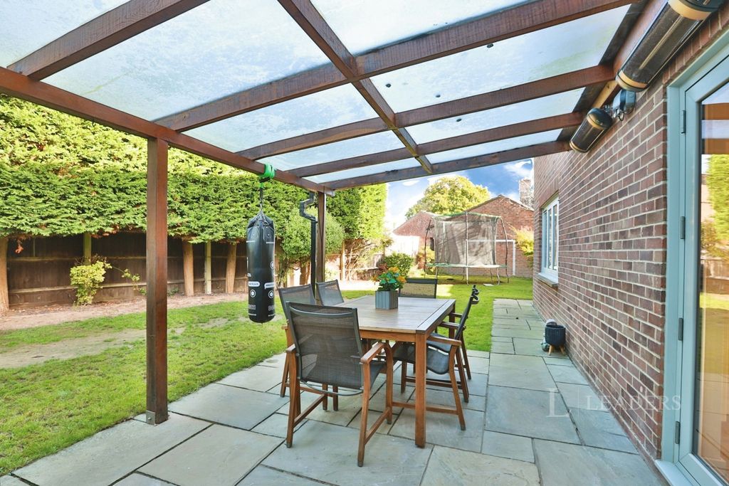 Property photo 2 of 23 Pbox-Img.Jpg