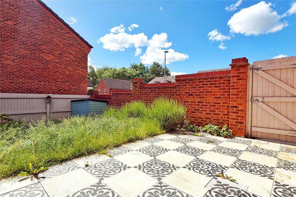 Property photo 3 of 25 Rear Garden