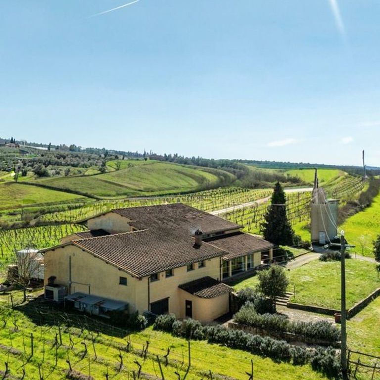 Property photo 1 of 11 Farm Estate In Tuscany, Laterina Pergine Valdarno