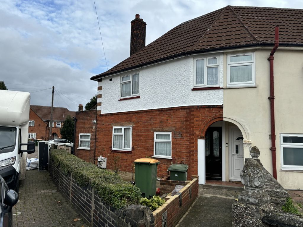 Property photo 1 of 13 01