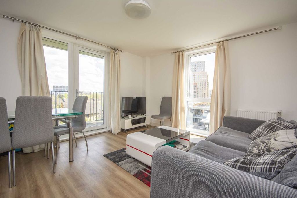 Property photo 2 of 7