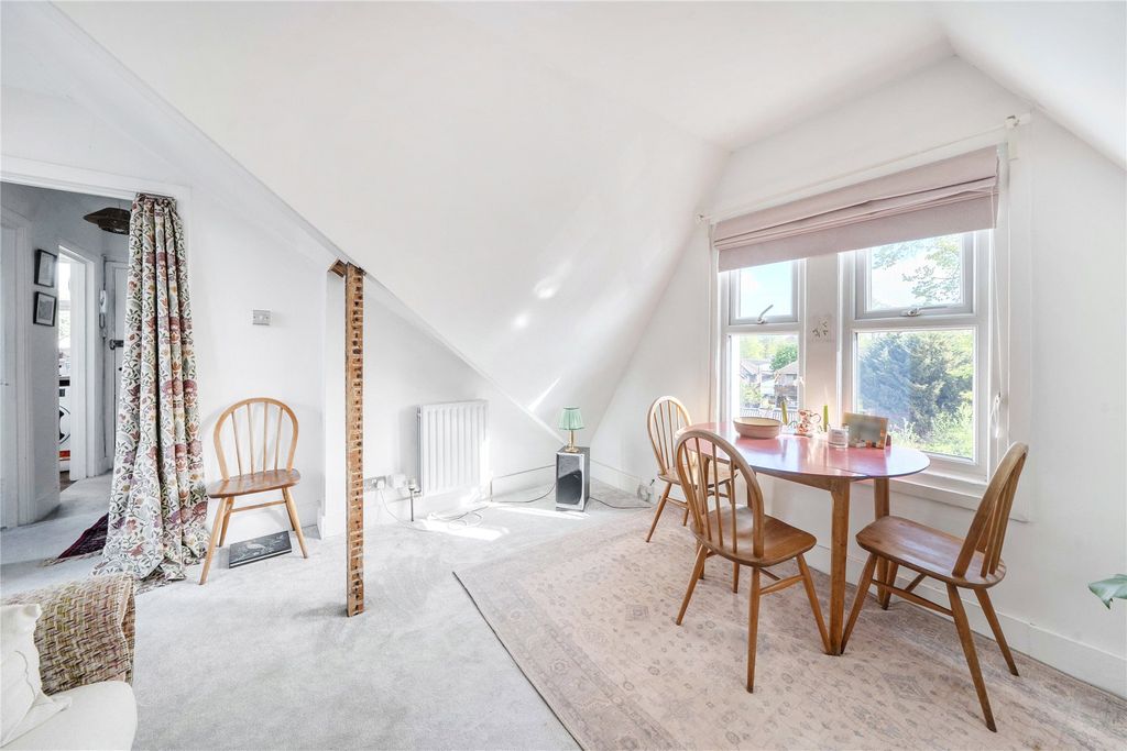 Property photo 2 of 10 Picture No. 06