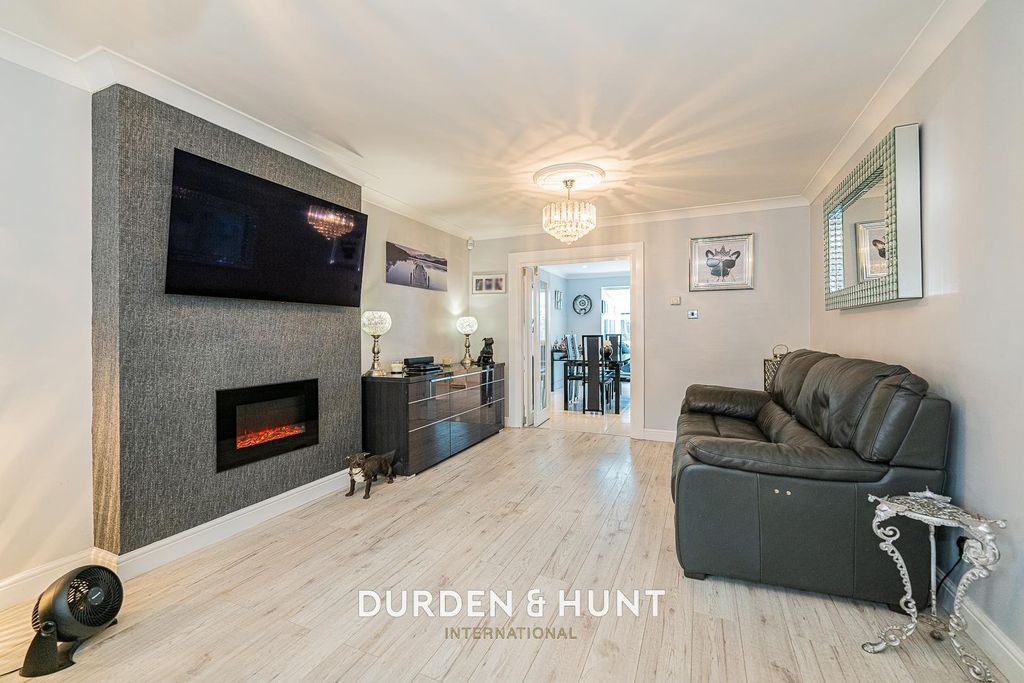 Property photo 2 of 42 Upney-29.Jpg