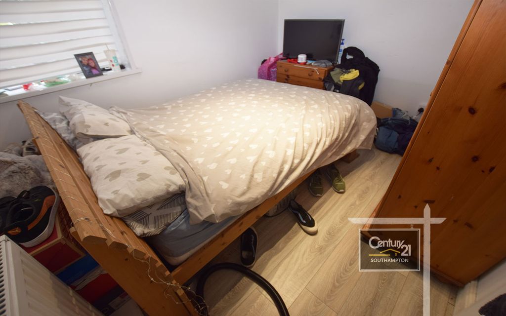 Property photo 2 of 4