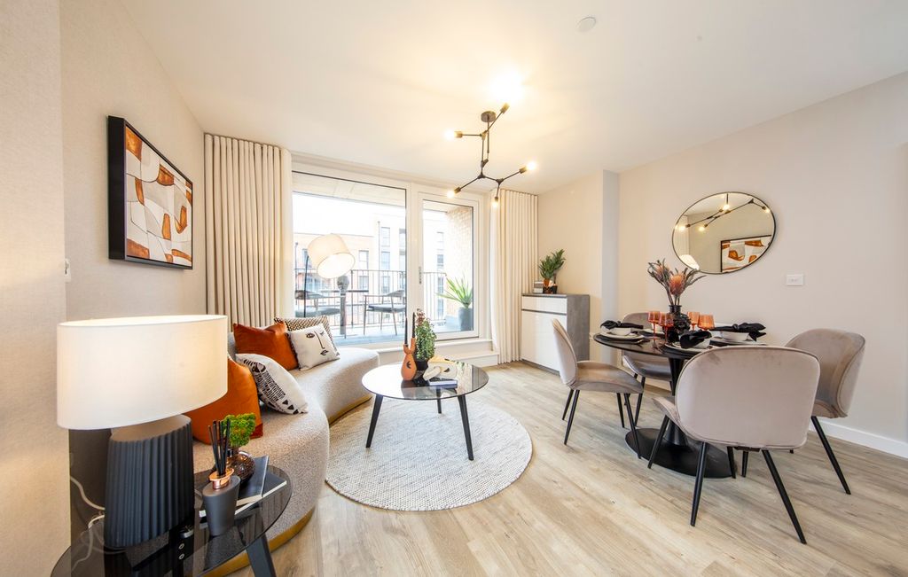 Property photo 3 of 11 Fairview New Homes - Zoopla -