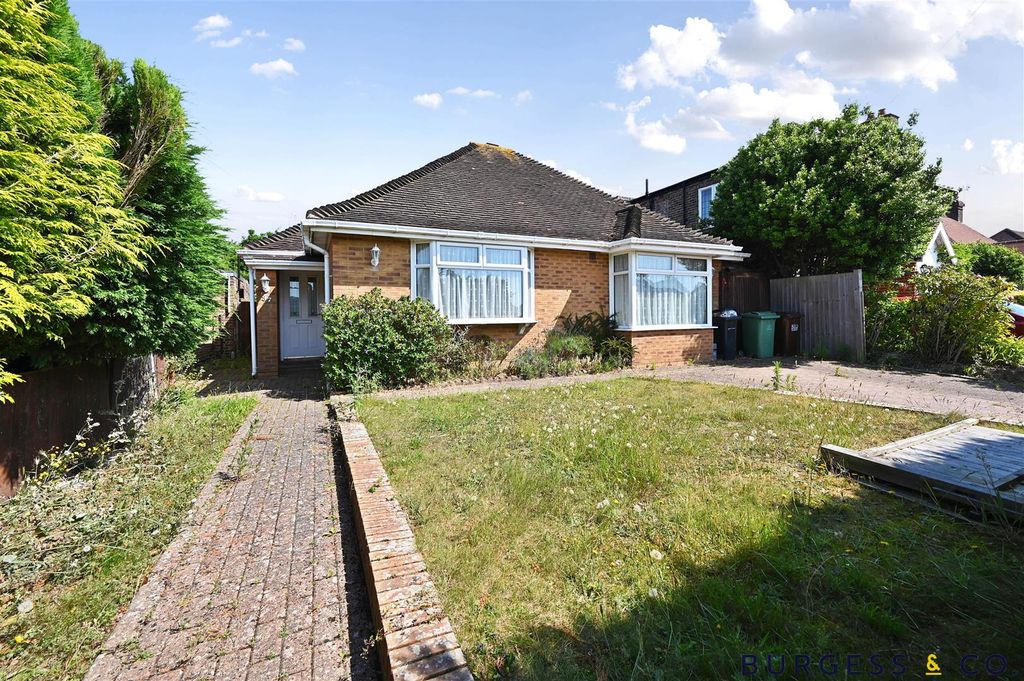 Property photo 1 of 19 37 Pembury Grove (9).Jpg