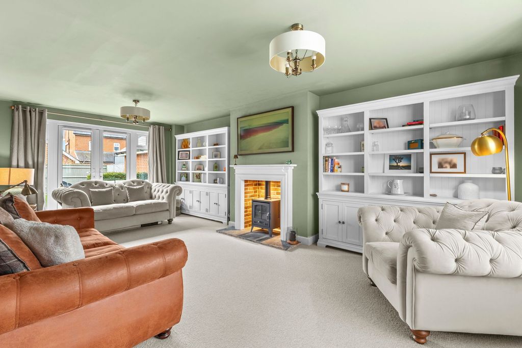 Property photo 3 of 14