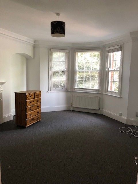 Property photo 2 of 8