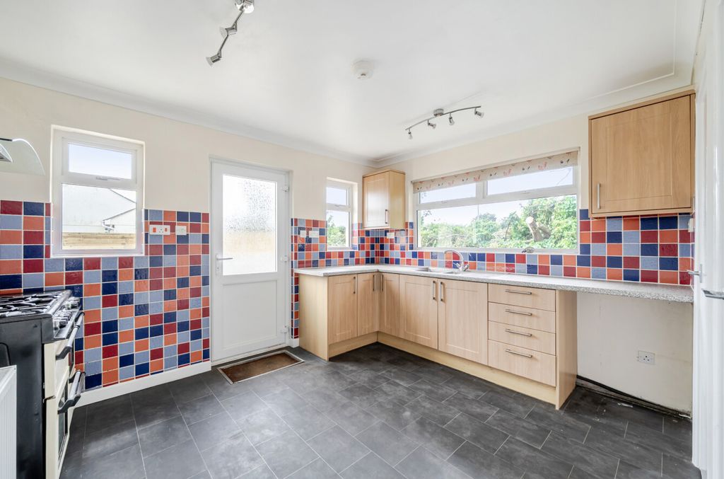 Property photo 2 of 21 1494005-13-6A5670...