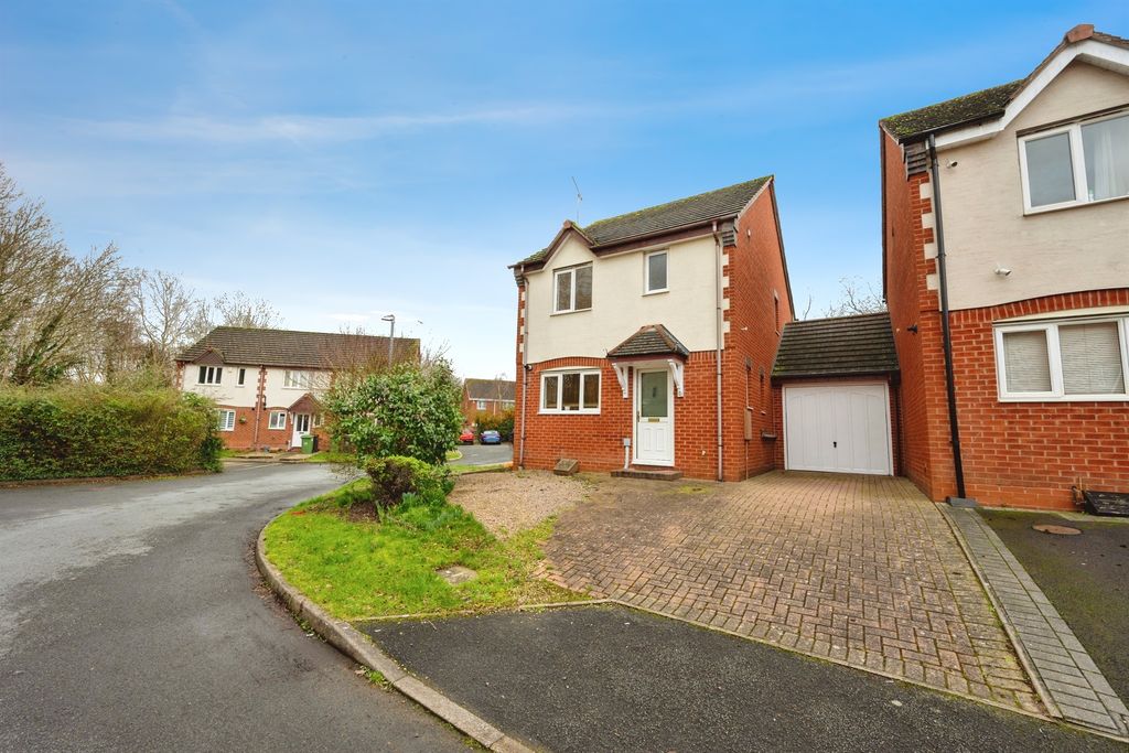 Property photo 2 of 16