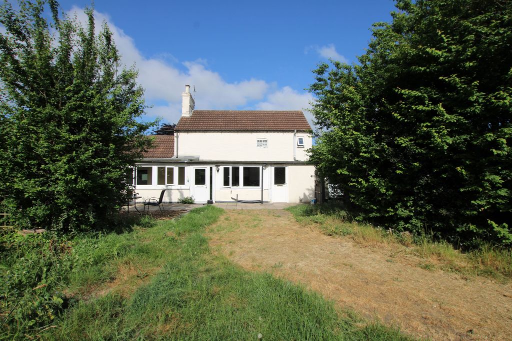 Property photo 3 of 12 Img_0645