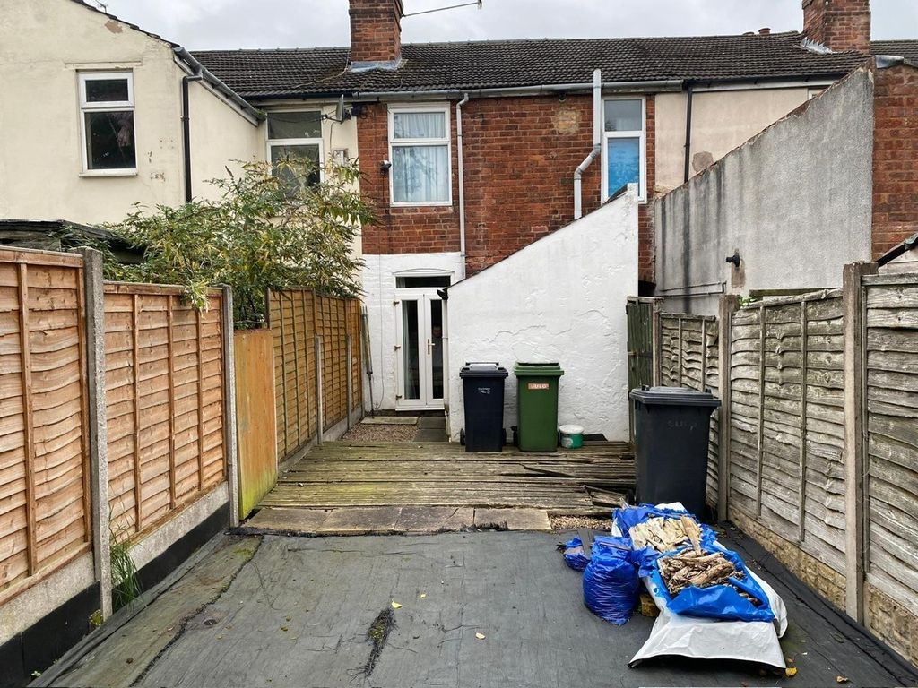 Property photo 2 of 10