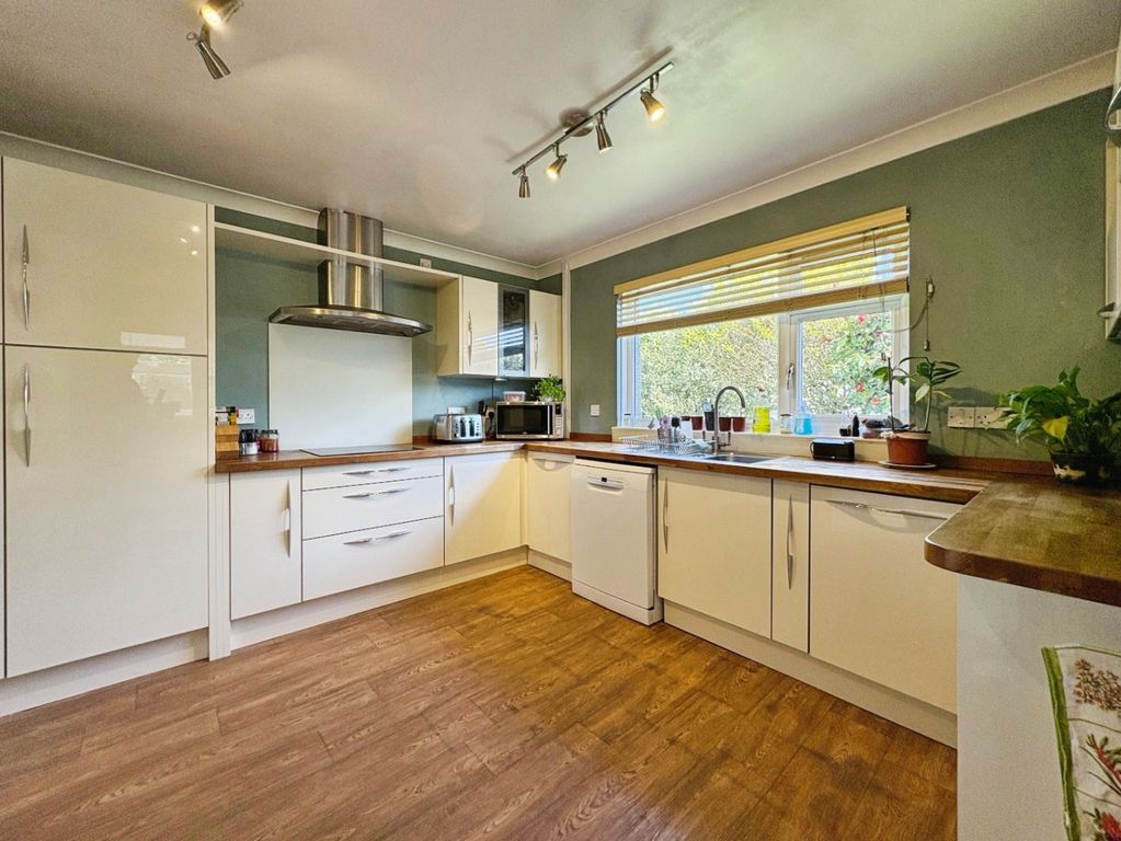 Property photo 3 of 32 50392812