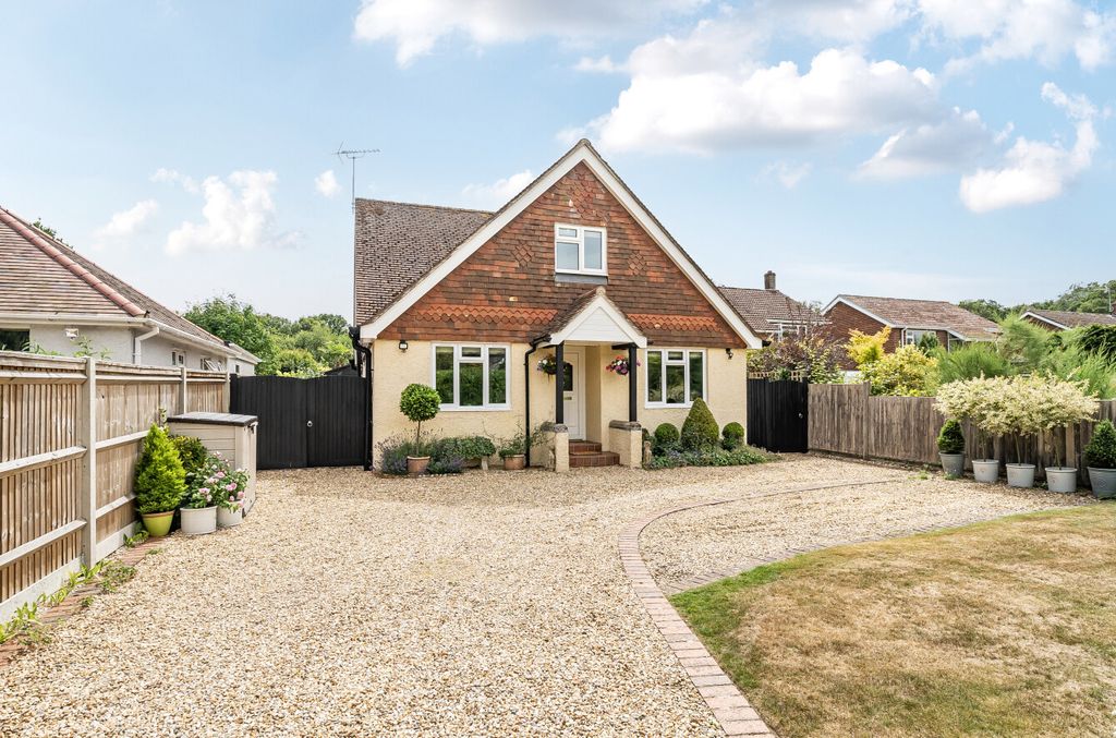 Property photo 1 of 23 1315927-30-68640c...
