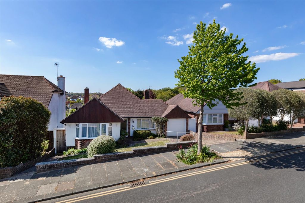 Property photo 1 of 12 Exteriuor